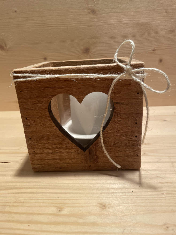 Laterne aus Holz
